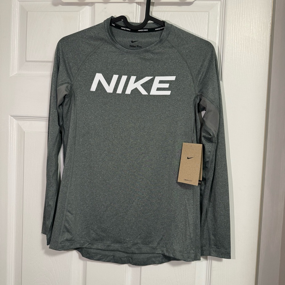 Brand new Nike pro shirt